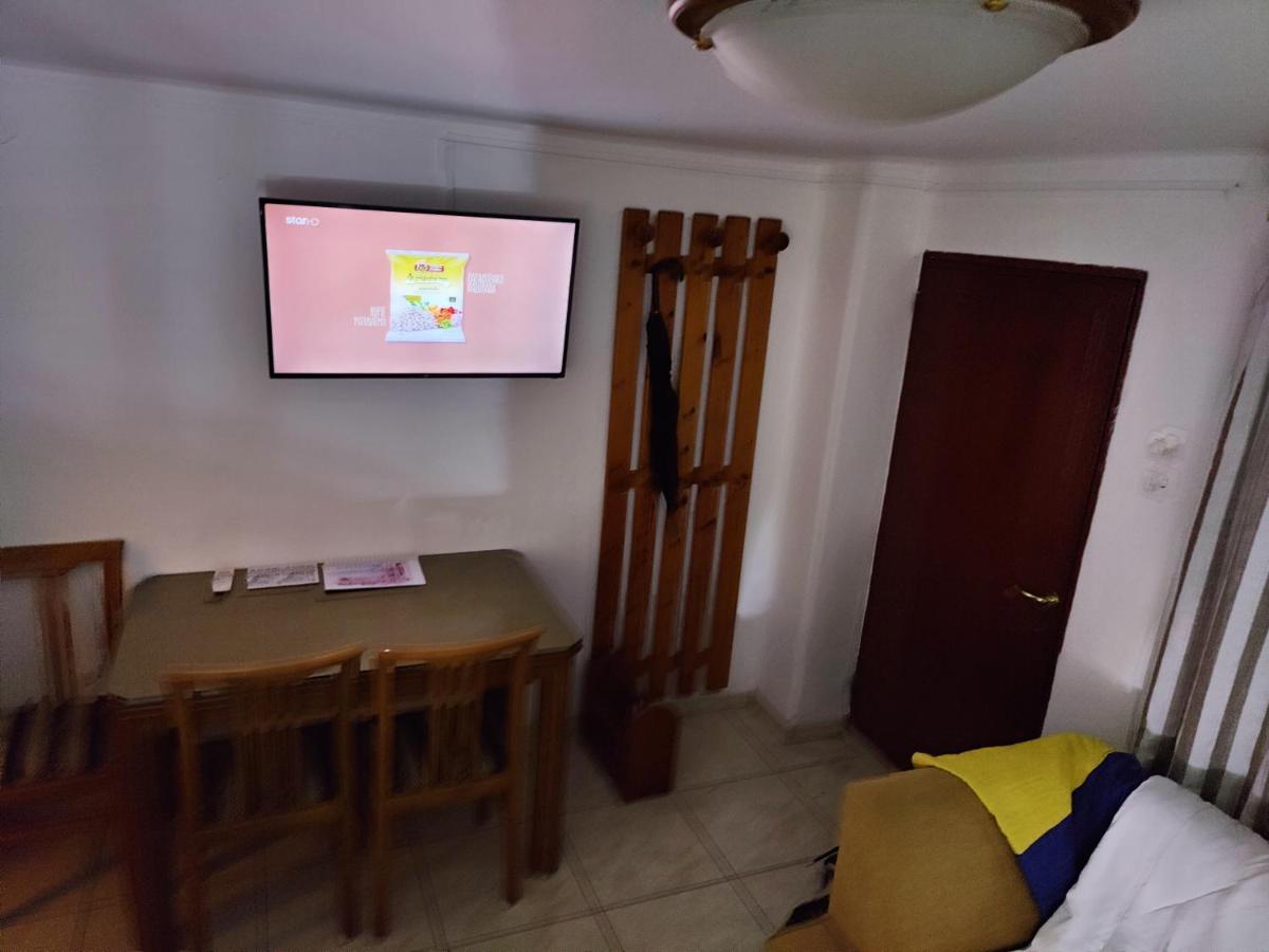 Art Apartment Syngrou Athene Buitenkant foto